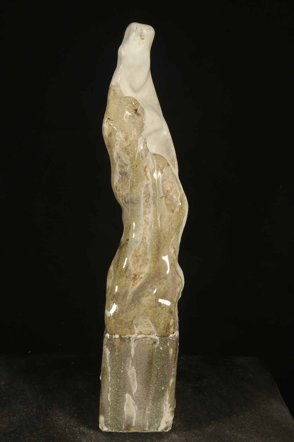 NP Réveillard, sculpture « Du Lait » ∼ « Some Milk » // H: 42cm. // Grès, émaux (cuissons bois) ∼ Stoneware, glazes (wood kiln) // 2018/2021