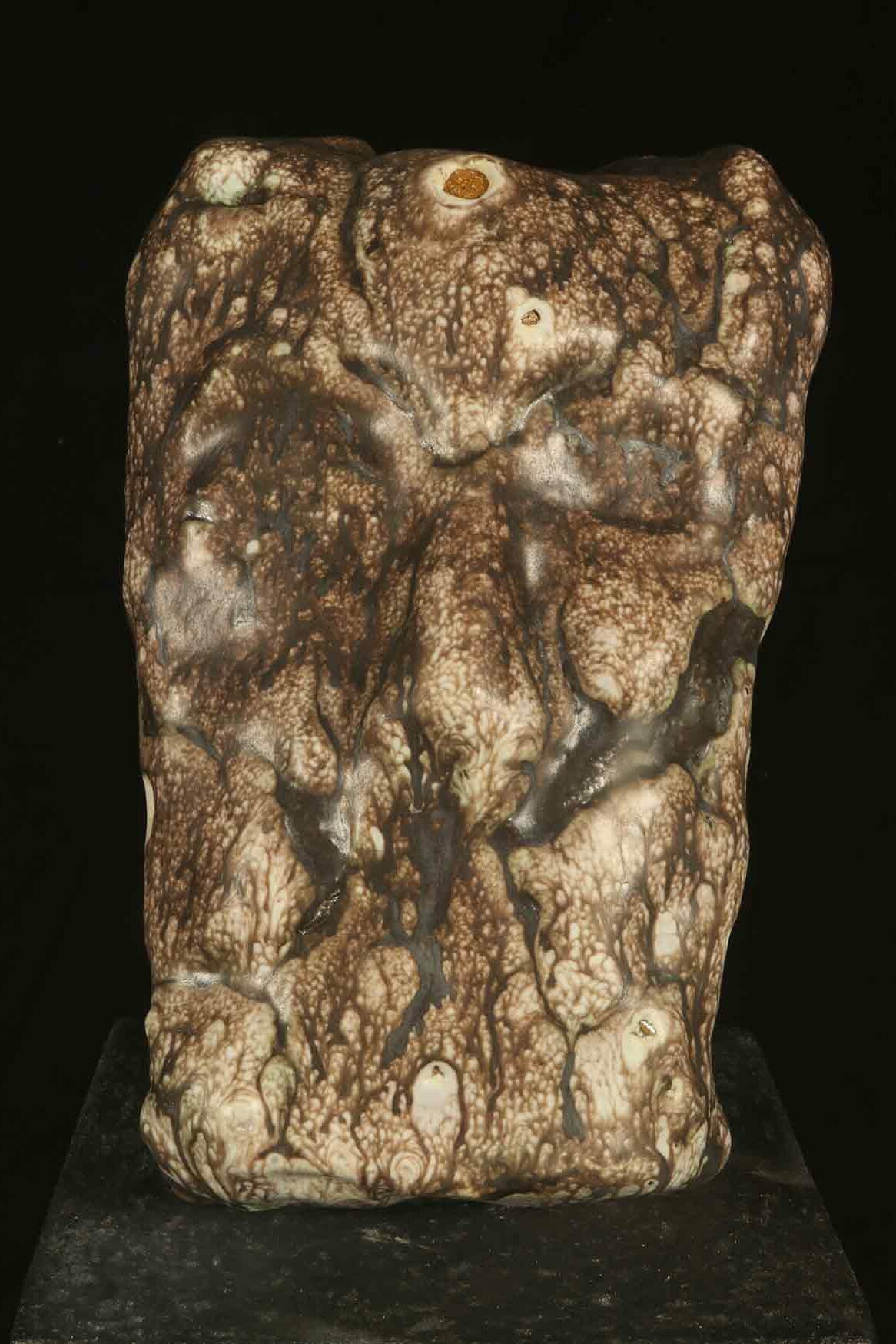 Nicolas-Pierre Réveillard, sculpture « Prière araméenne » ∼ « Aramaic Prayer »// H: 22 cm. // Grès, émaux (cuissons bois) ∼ Stoneware, glazes (wood kiln) // 2018/2020