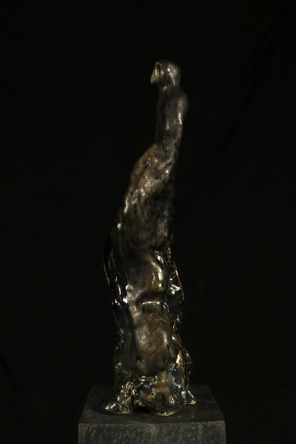 Sculpture « Prison » // H: 43cm. // Grès, émaux (cuissons bois) ∼ Stoneware, glazes (wood kiln) // 2018/2021 (0)