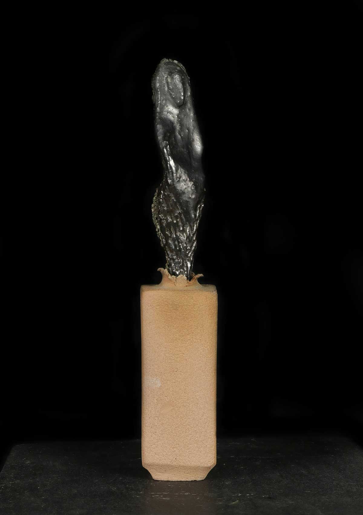 Sculpture « Petite Fleur en forme de Passage » ∼ « Little Flower in the shape of a Passage »