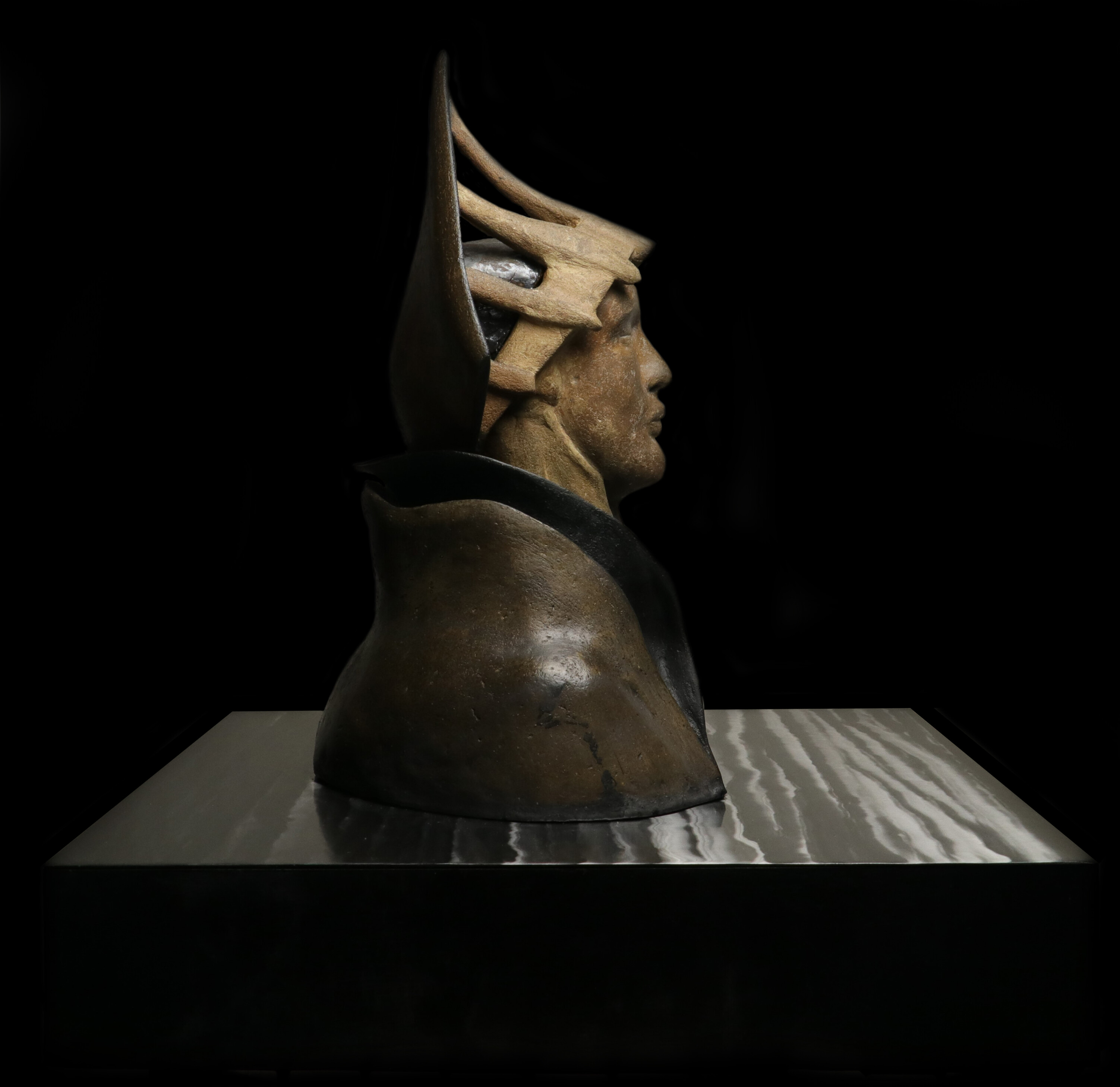 Nicolas-Pierre Réveillard, sculpture “Inconnu Président d'un Monde, se remémorant l’odeur des Fleurs” (2)